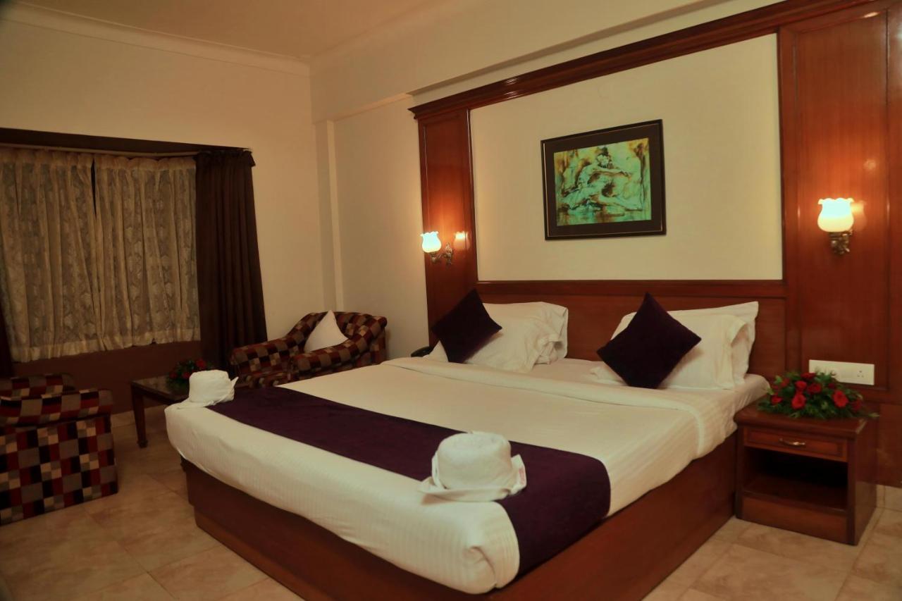 Hotel Edassery Mansion Kochi Exterior foto